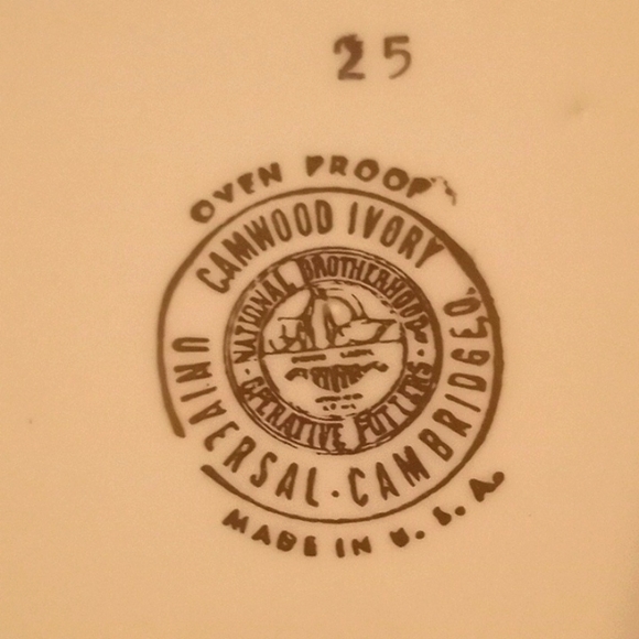 Vintage Universal Cambridge Iris Camwood Ivory- Large Vegetable Bowl - Picture 9 of 12